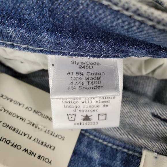 NEW McGuire Denim Fine Distressed Jeans Style 246D Womens Size 28 - Picture 8 of 8